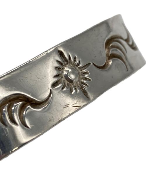 ARIZONA FREEDOM（アリゾナ フリーダム）ARIZONA FREEDOM (アリゾナ フリーダム) 太陽神 唐草バングル シルバーの古着・服飾アイテム