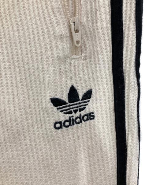 adidas（アディダス）adidas (アディダス) ワッフル ベッケンバウアー トラックパンツ アイボリー サイズ:XLの古着・服飾アイテム