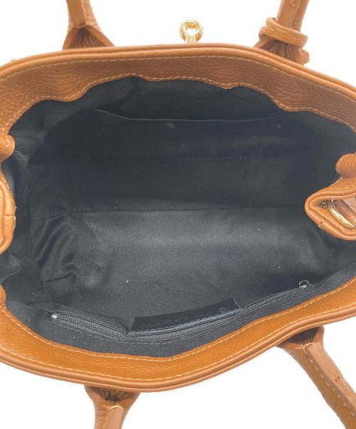 AULENTTI（オウレンティ）AULENTTI (オウレンティ) ベルト付きレザー MIDI BAG ブラウンの古着・服飾アイテム