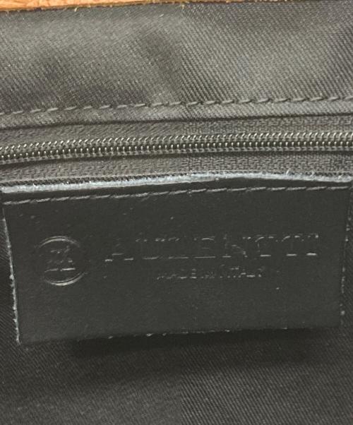 AULENTTI（オウレンティ）AULENTTI (オウレンティ) ベルト付きレザー MIDI BAG ブラウンの古着・服飾アイテム