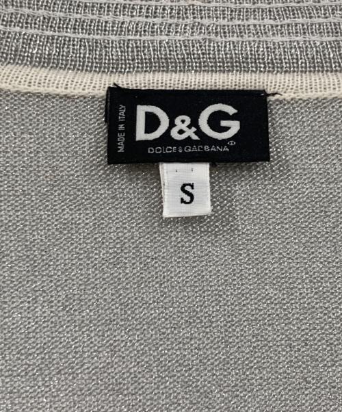 D&G DOLCE & GABBANA（ディーアンドジー ドルチェ＆ガッバーナ）D&G DOLCE & GABBANA (ディーアンドジー ドルチェ＆ガッバーナ) スパンコールラメカーディガン シルバー サイズ:Sの古着・服飾アイテム