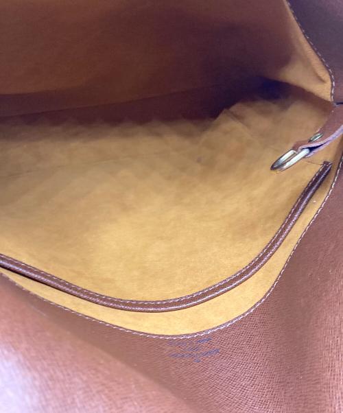 LOUIS VUITTON（ルイ ヴィトン）LOUIS VUITTON (ルイ ヴィトン) ショルダーバッグ ブラウンの古着・服飾アイテム