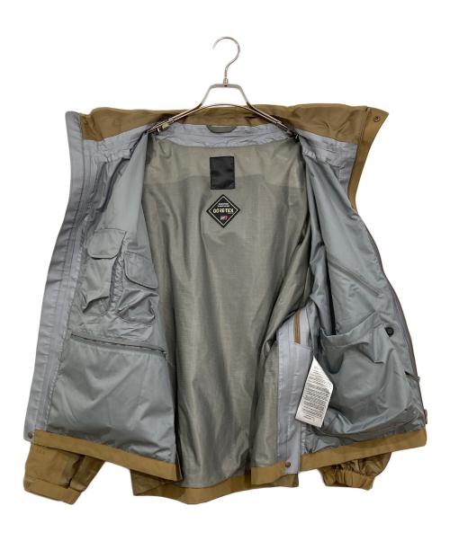 DAIWA PIER39（ダイワ ピア39）DAIWA PIER39 (ダイワ ピア39) GORE-TEX TECH TACTICAL WADING JACKET ベージュ サイズ:Lの古着・服飾アイテム