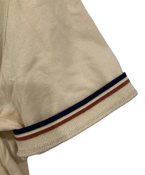 FRED PERRY（フレッドペリー）FRED PERRY (フレッドペリー) ポロシャツ ベージュ サイズ:40の古着・服飾アイテム