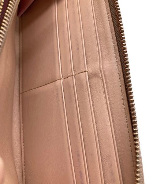 MCM（エムシーエム）MCM (エムシーエム) ラウンドファスナー長財布 ゴールドの古着・服飾アイテム