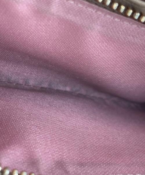 MCM（エムシーエム）MCM (エムシーエム) ラウンドファスナー長財布 ゴールドの古着・服飾アイテム