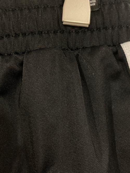 adidas（アディダス）adidas (アディダス) トラックパンツ（ジェンダーニュートラル） ブラック サイズ:Mの古着・服飾アイテム