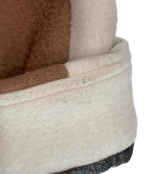 1piu1uguale3（ウノピュウノウグァーレトレ）1piu1uguale3 (ウノピュウノウグァーレトレ) クレイジーラップコート ブラウン×ホワイト サイズ:3の古着・服飾アイテム