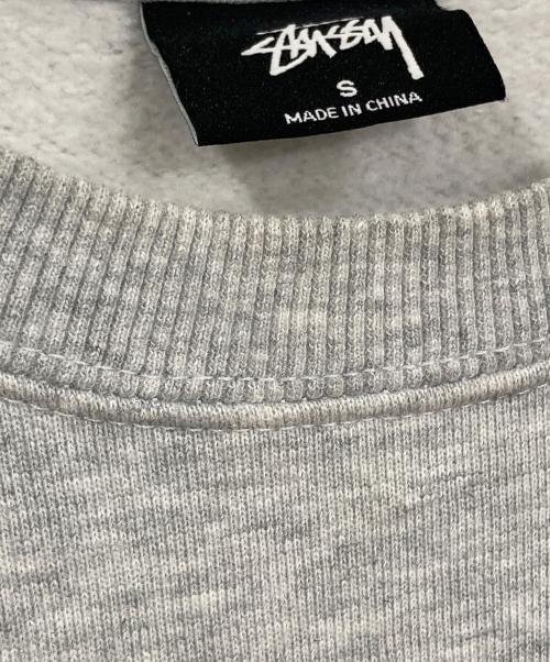 stussy（ステューシー）stussy (ステューシー) LOGO CREW SWEAT グレー サイズ:Sの古着・服飾アイテム