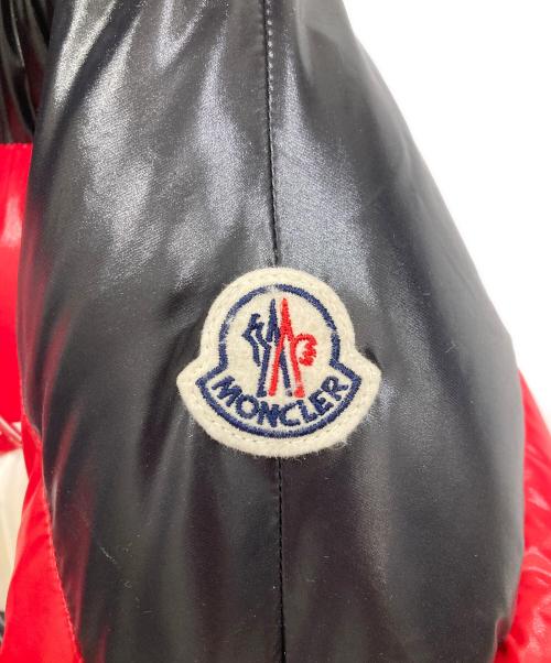 MONCLER（モンクレール）MONCLER (モンクレール) ANTHIMEダウンジャケット ブラック×レッド サイズ:2の古着・服飾アイテム