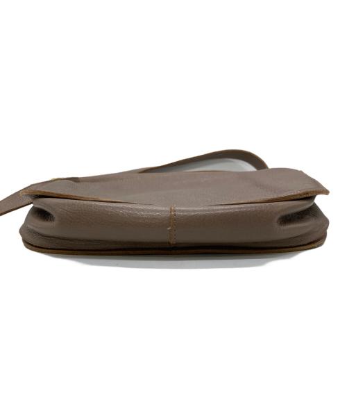 IL BISONTE（イル ビゾンテ）IL BISONTE (イル ビゾンテ) ショルダーバッグ ベージュの古着・服飾アイテム