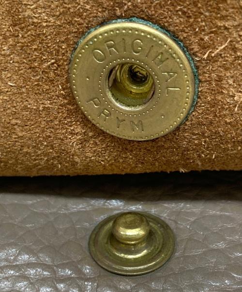 IL BISONTE（イル ビゾンテ）IL BISONTE (イル ビゾンテ) ショルダーバッグ ベージュの古着・服飾アイテム