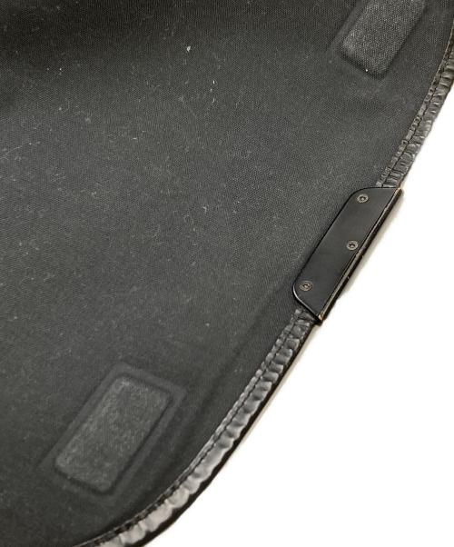 LOUIS VUITTON（ルイ ヴィトン）LOUIS VUITTON (ルイ ヴィトン) ショルダーバッグ ブラックの古着・服飾アイテム