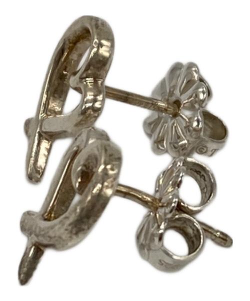 TIFFANY & Co.（ティファニー）Tiffany & Co. (ティファニー) ラビングハートピアス シルバーの古着・服飾アイテム