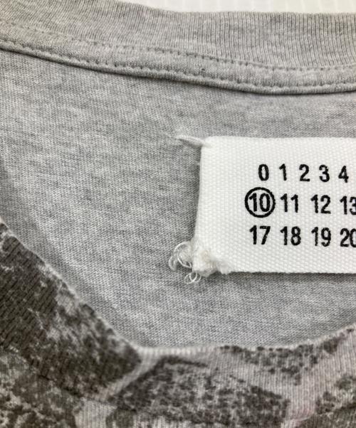 Martin Margiela 10（マルタン・マルジェラ 10）Martin Margiela 10 (マルタン・マルジェラ 10) 08AW タイヤ痕Tシャツ グレー サイズ:46の古着・服飾アイテム