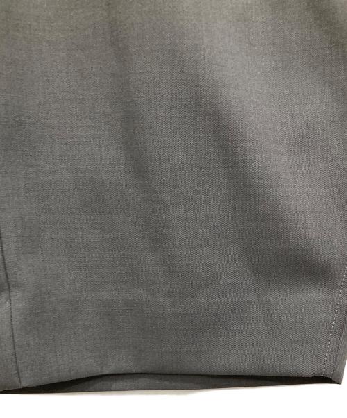 forme（フォルメ）forme (フォルメ) CURVED PANTS グレー サイズ:１の古着・服飾アイテム