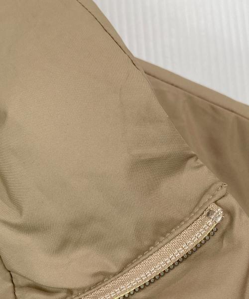 CALUX（キャラクス）CALUX (キャラクス) Deuxieme Classe (ドゥーズィエム クラス) PUFFRベスト カーキ サイズ:Fの古着・服飾アイテム