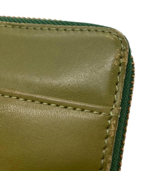 kissora（キソラ）Kissora (キソラ) MOOMIN (ムーミン) スナフキン型押しラウンドジップウォレット グリーンの古着・服飾アイテム