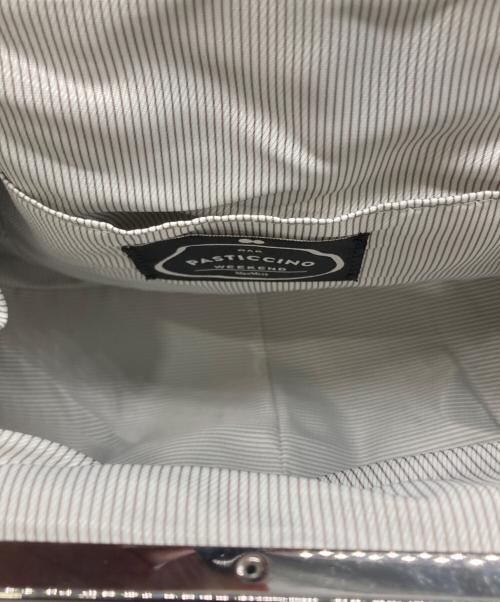 WEEKEND Max Mara（ウィークエンド マックスマーラ）Weekend Max Mara (ウィークエンド マックスマーラ) Pasticcino patent leather ブラックの古着・服飾アイテム