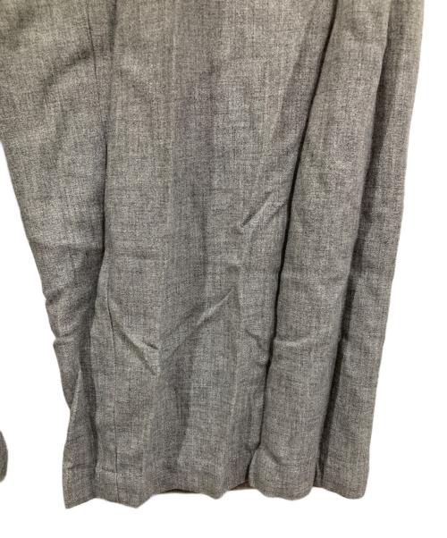 MM6 Maison Margiela（エムエムシックスメゾンマルジェラ）MM6 Maison Margiela (エムエムシックスメゾンマルジェラ) タックパンツ グレー サイズ:36の古着・服飾アイテム