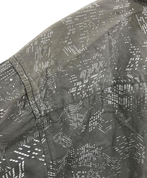 stussy（ステューシー）stussy (ステューシー) 総柄半袖シャツ グレー サイズ:SMの古着・服飾アイテム
