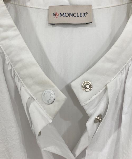 MONCLER（モンクレール）MONCLER (モンクレール) Abito chemisier in cotone/ABITOコットンシャツワンピース ホワイト サイズ:40の古着・服飾アイテム