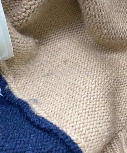 FENDI（フェンディ）FENDI (フェンディ) 18AW 刺繍レタリングニットセーター ベージュ×ネイビー サイズ:50の古着・服飾アイテム