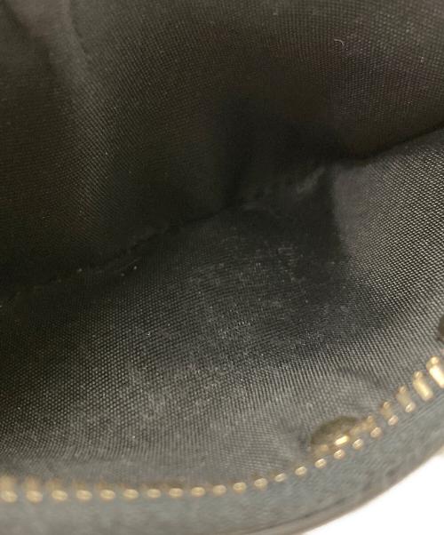 VALENTINO GARAVANI（ヴァレンティノ・ガラヴァーニ）VALENTINO GARAVANI (ヴァレンティノ・ガラヴァーニ) スタッズ二つ折り財布 ブラックの古着・服飾アイテム