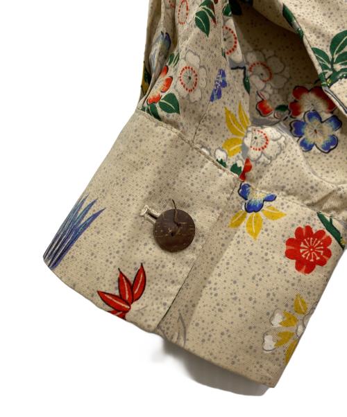 sun fashions（サン ファッション）sun fashions (サン ファッション) 50's長袖総柄アロハシャツ ベージュ サイズ:不明の古着・服飾アイテム