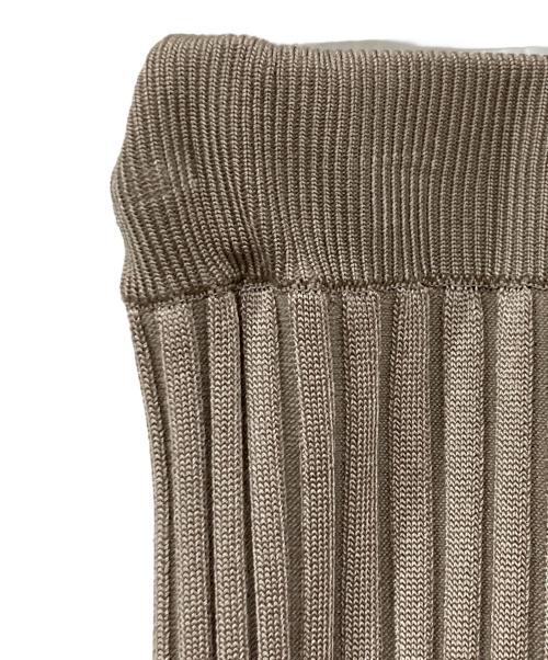 Whim Gazette（ウィムガゼット）Whim Gazette (ウィムガゼット) ニットフィットスカート ベージュ サイズ:FREEの古着・服飾アイテム