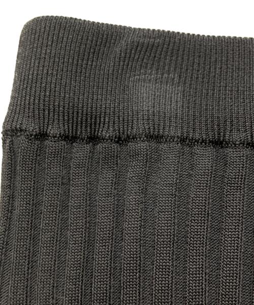 Whim Gazette（ウィムガゼット）Whim Gazette (ウィムガゼット) ニットフィットスカート グレー サイズ:FREEの古着・服飾アイテム