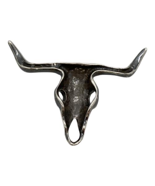 USED（ユーズド）used  (ユーズド) ロングホーンスカルピンズ シルバーの古着・服飾アイテム