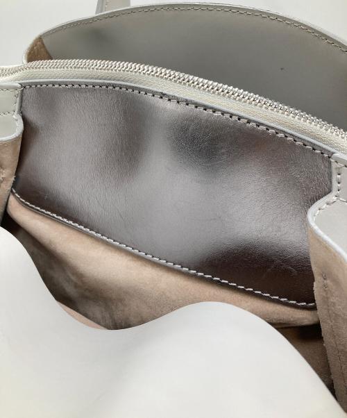 IACUCCI（イアクッチ）IACUCCI (イアクッチ) 2wayハンドバッグ グレーの古着・服飾アイテム