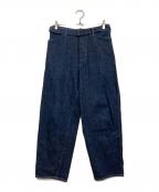COMOLIコモリ）の古着「21AW ベルテッドデニムパンツ」｜インディゴ