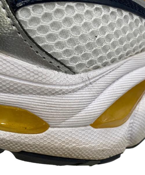 asics（アシックス）asics (アシックス) スニーカー ホワイト サイズ:28.5cmの古着・服飾アイテム