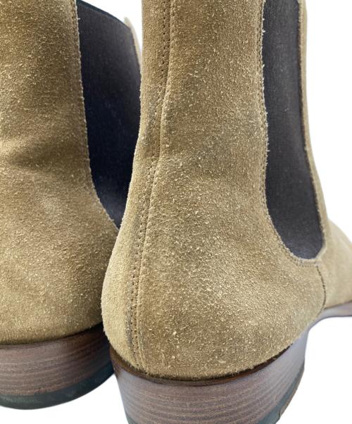 Saint Laurent Paris（サンローランパリ）Saint Laurent Paris (サンローランパリ) スウェードサイドゴアチェルシーブーツ ベージュ サイズ:40 1/2の古着・服飾アイテム