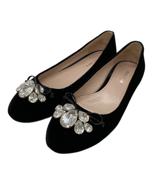 MIU MIU（ミュウミュウ）MIU MIU (ミュウミュウ) ビジューフラットパンプス ブラック サイズ:37 1/2の古着・服飾アイテム