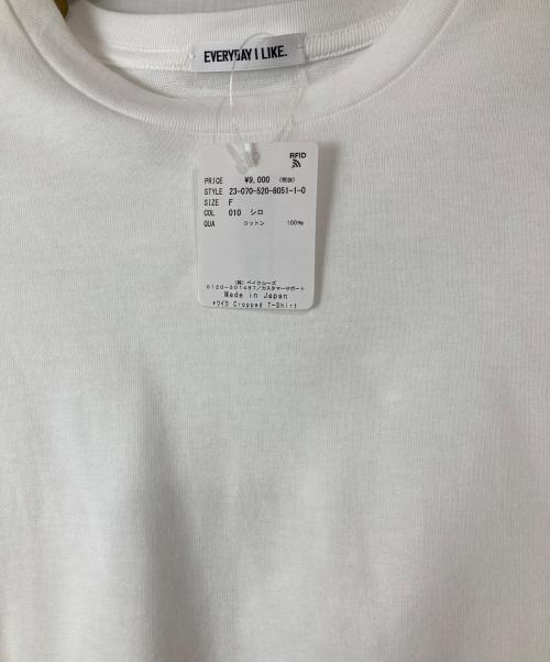 EVERYDAY I LIKE.（エヴリデイ アイ ライク）EVERYDAY I LIKE. (エヴリデイ アイ ライク) Cropped Tシャツ ホワイト サイズ:FREEの古着・服飾アイテム