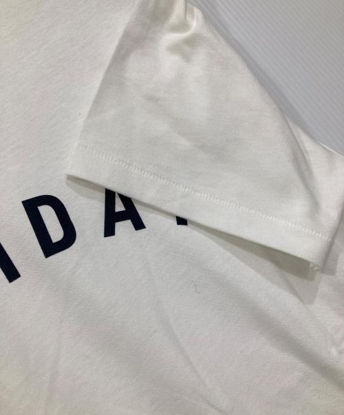 Holiday Boileau（ホリデーボアロ）HOLIDAY BOILEAU (ホリデーボアロ) HOLIDAY' Tee ホワイト サイズ:34 未使用品の古着・服飾アイテム