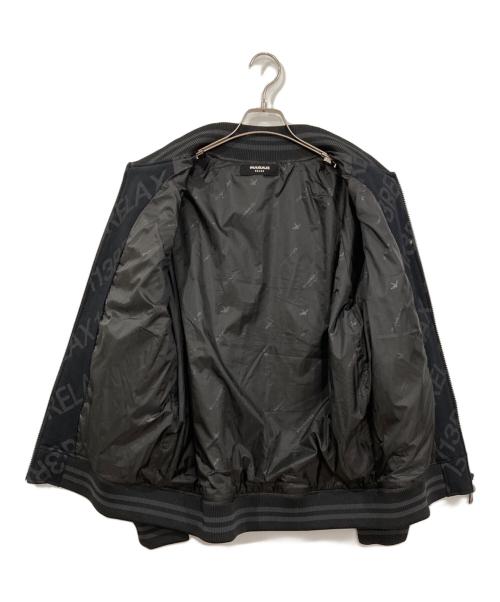 1PIU1UGUALE3 RELAX（ウノピゥウノウグァーレトレ リラックス）1piu1uguale3 relax (ウノピゥウノウグァーレトレ リラックス) スタジャン ブラック サイズ:Lの古着・服飾アイテム