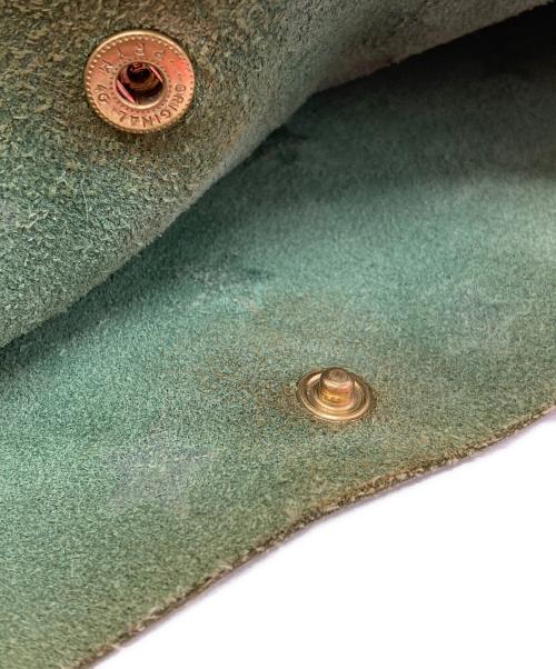 IL BISONTE（イル ビゾンテ）IL BISONTE (イル ビゾンテ) スターエンボスショルダーバッグ グリーンの古着・服飾アイテム