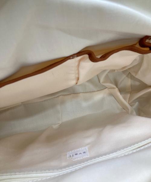 kvell（ケベル）kvell (ケベル) キャンバスレザードクターバッグ アイボリーの古着・服飾アイテム