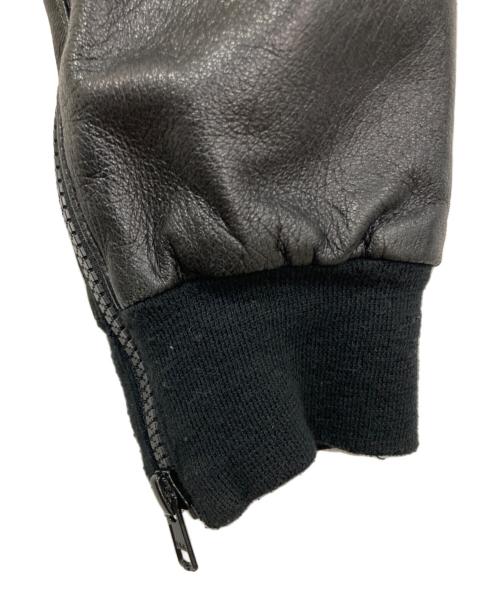 yohji yamamoto+noir（ヨウジヤマモトプリュスノアール）yohji yamamoto+Noir (ヨウジヤマモトプリュスノアール) アシンメトリーラムレザーMA-1ジャケット ブラック サイズ:1の古着・服飾アイテム