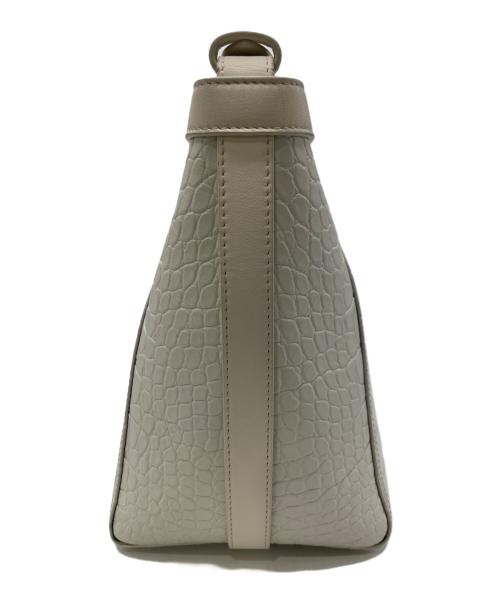 J&M DAVIDSON（ジェイ＆エム デヴィッドソン）J&M DAVIDSON (ジェイ＆エム デヴィッドソン) クロコショルダーバッグ ホワイトの古着・服飾アイテム