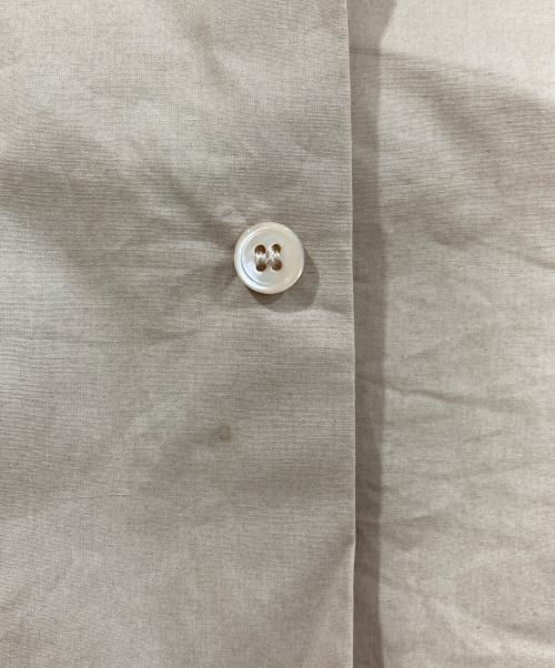 MM6 Maison Margiela（エムエムシックスメゾンマルジェラ）MM6 Maison Margiela (エムエムシックスメゾンマルジェラ) コットンカットアウトスリーブシャツ ベージュ サイズ:36の古着・服飾アイテム