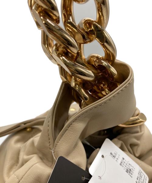 DEMELLIER（デメリエー）DEMELLIER (デメリエー) hand bag with chain ベージュ 未使用品の古着・服飾アイテム