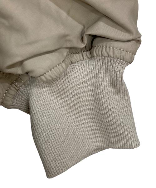 Whim Gazette（ウィムガゼット）Whim Gazette (ウィムガゼット) ナイロンツイルMA-1 ベージュ サイズ:FREEの古着・服飾アイテム