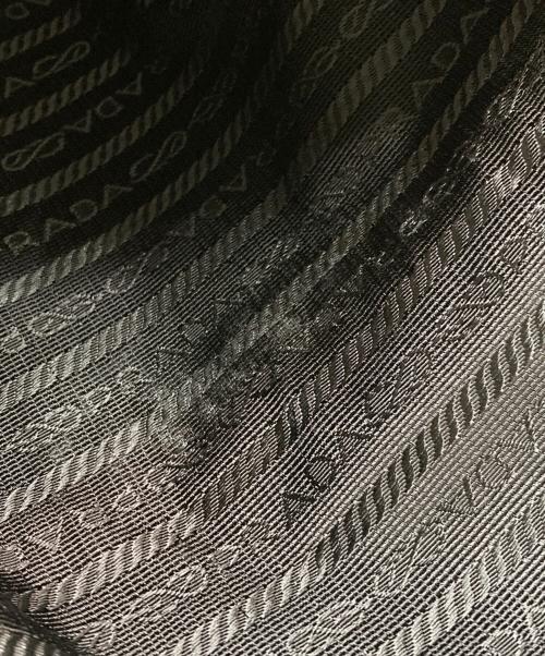 PRADA（プラダ）PRADA (プラダ) ナイロンショルダーバッグ ブラックの古着・服飾アイテム