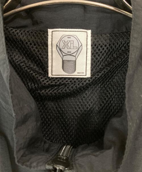 m&m custom performance（エムアンドエム カスタムパフォーマンス）m&m custom performance (エムアンドエム カスタムパフォーマンス) COTTON LIKE NYLON TRACK JACKET ブラック サイズ:XLの古着・服飾アイテム