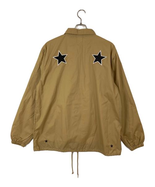 m&m custom performance（エムアンドエム カスタムパフォーマンス）m&m custom performance (エムアンドエム カスタムパフォーマンス) ANRIVALED (アンライバルド) スターパッチ ウィンドブレイカー ベージュ サイズ:XLの古着・服飾アイテム